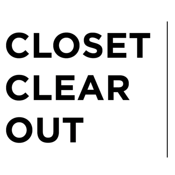 CLOSET CLEAR OUT - help me clean out my closet! - Picture 1 of 1